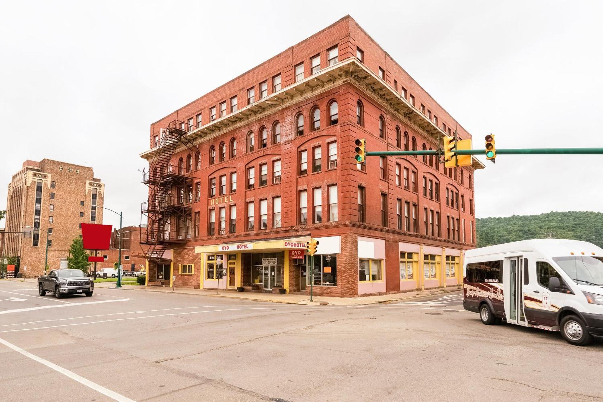 Oyo Hotel Bradford Main St Pa Εξωτερικό φωτογραφία